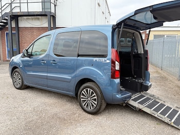 2014 (64) - 1.6 HDi WHEELCHAIR ACCESS VEHICLE WAV DISABLED 5-Door