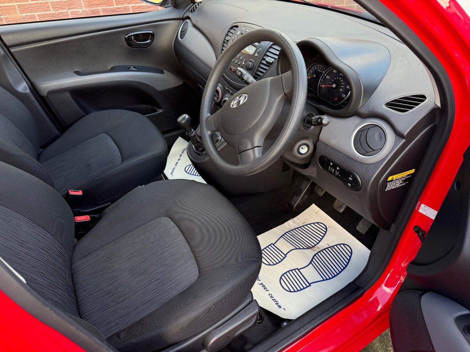 Used Hyundai i10 2013 for sale - 75684692: Photo 10