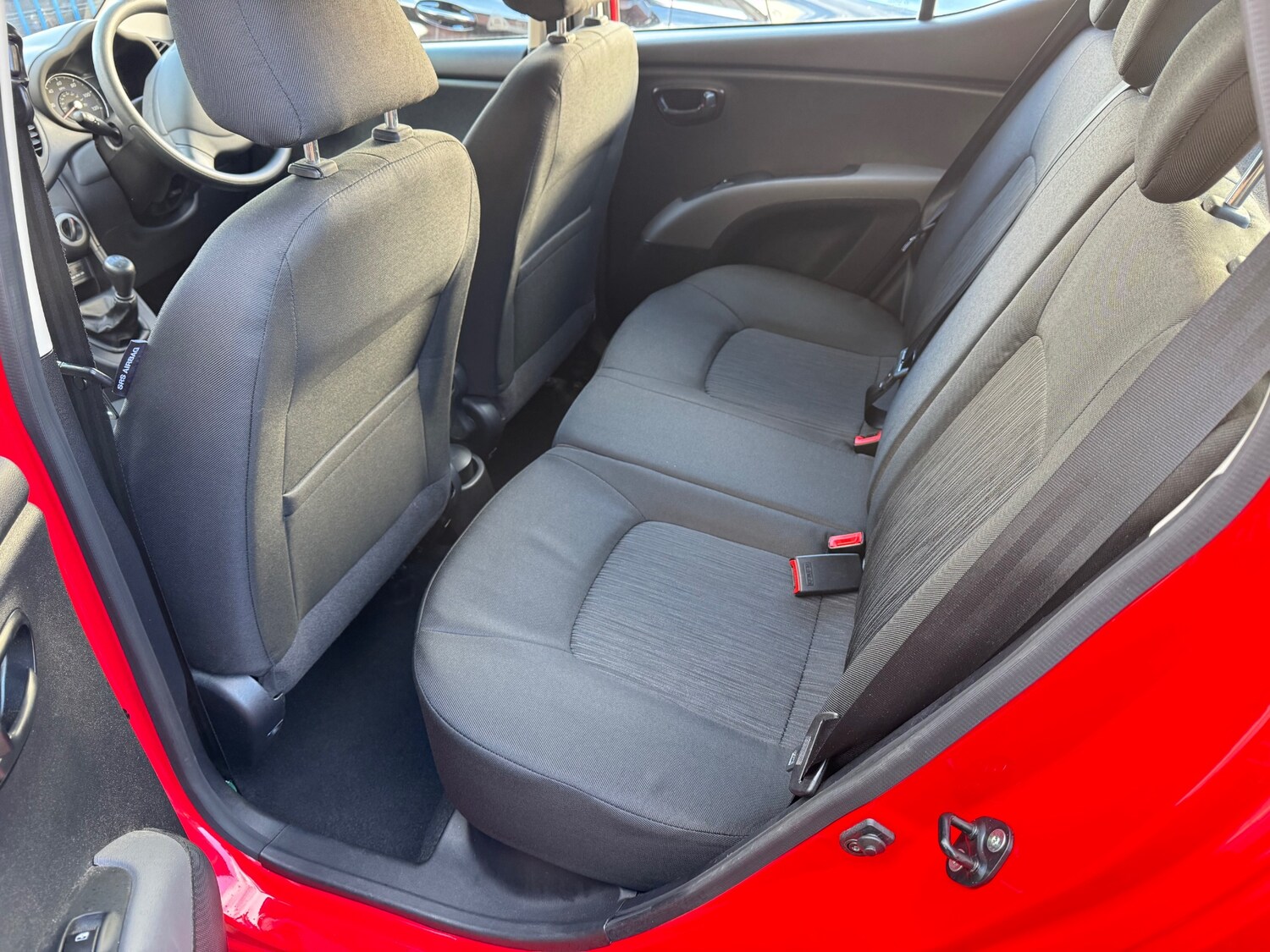 Used Hyundai i10 2013 for sale - 75684692: Photo 11