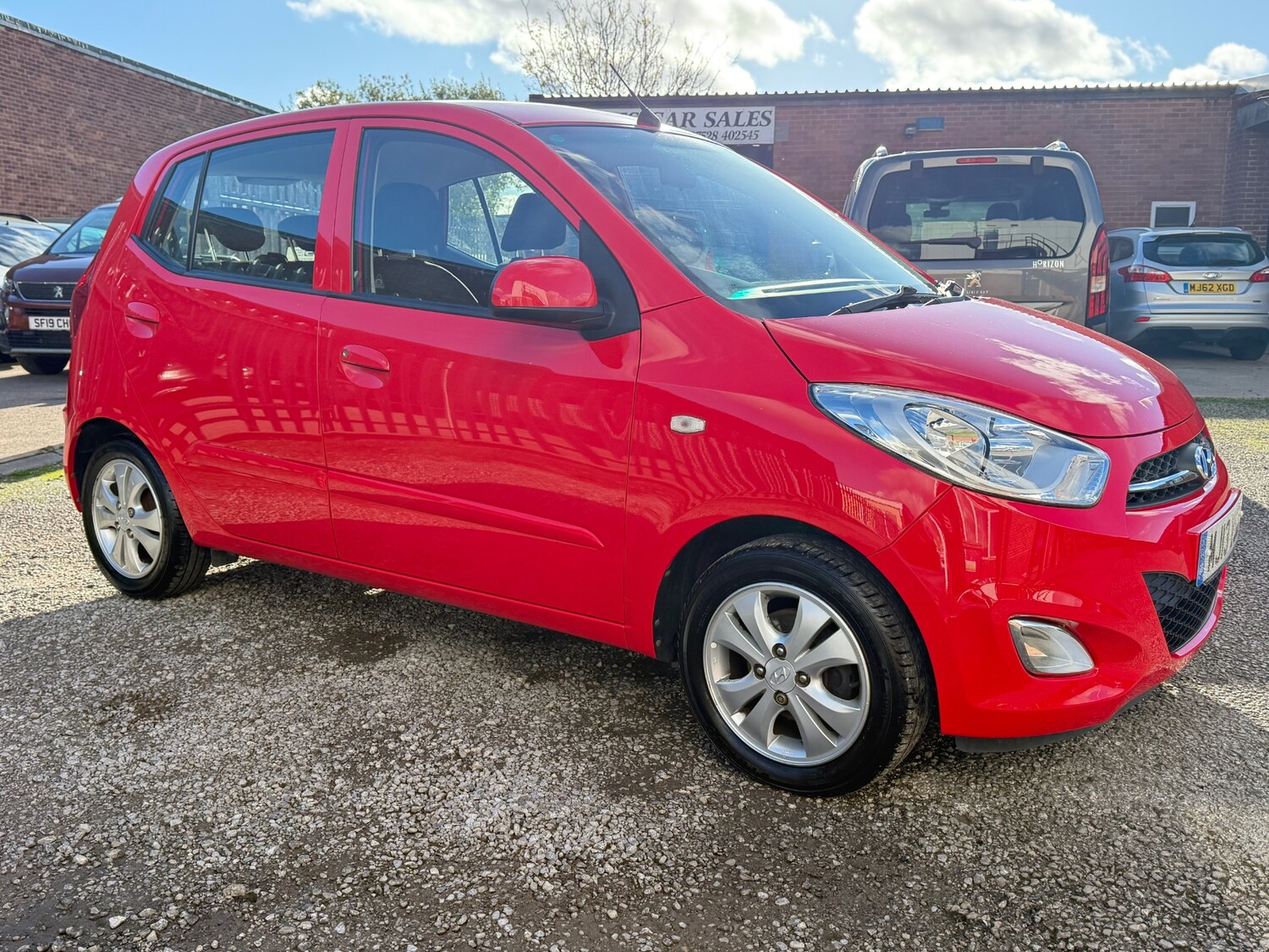 Used Hyundai i10 2013 for sale - 75684692: Photo 6