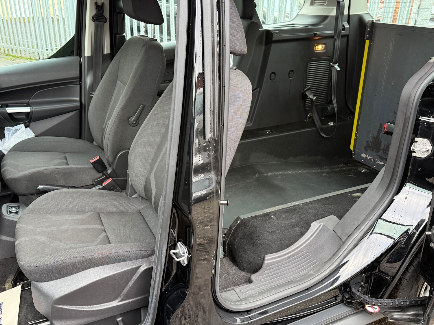 Used Ford Tourneo Connect 2018 for sale - 76444483: Photo 14