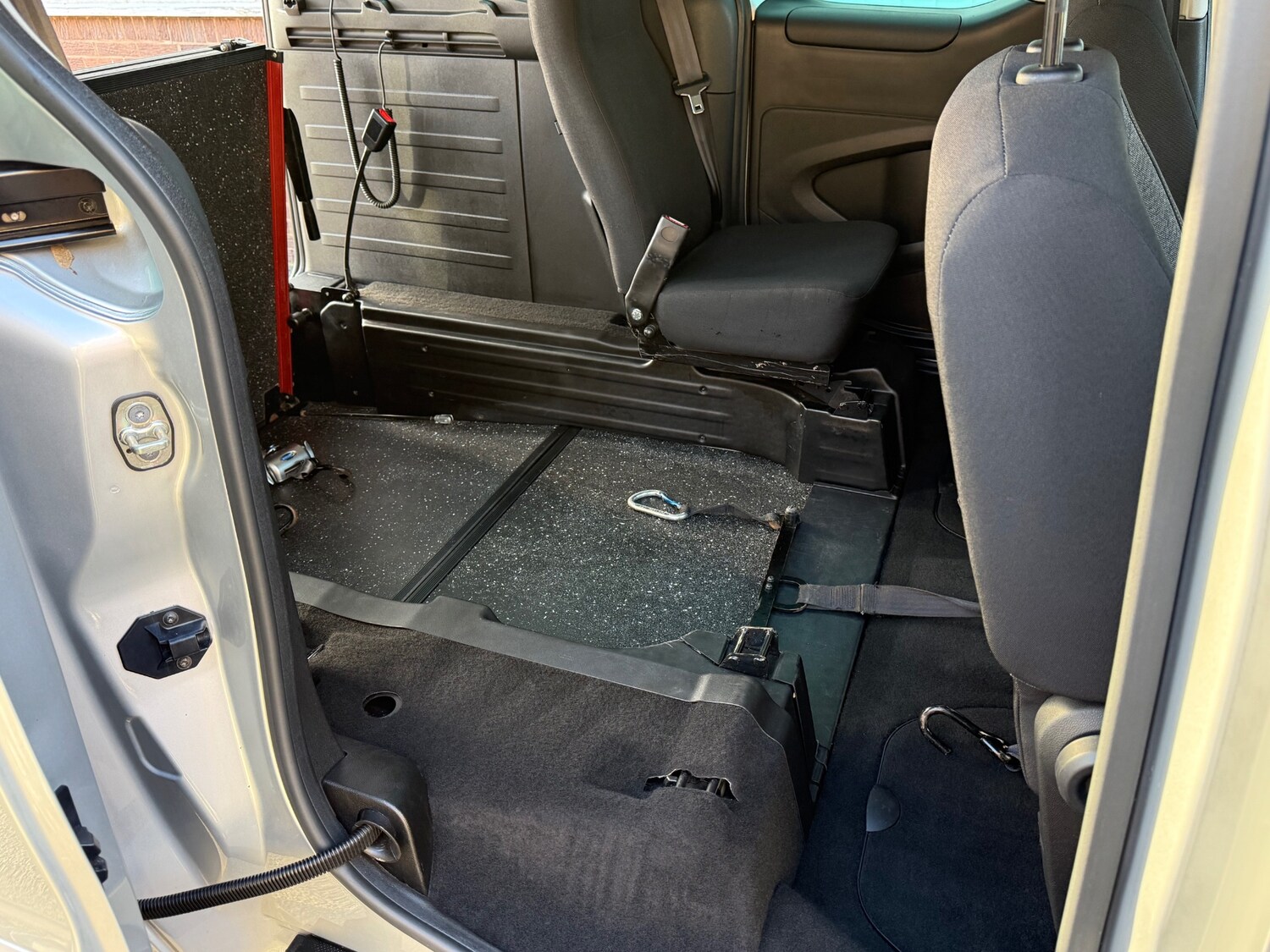 Used Peugeot Partner Tepee 2017 for sale - 76366659: Photo 17