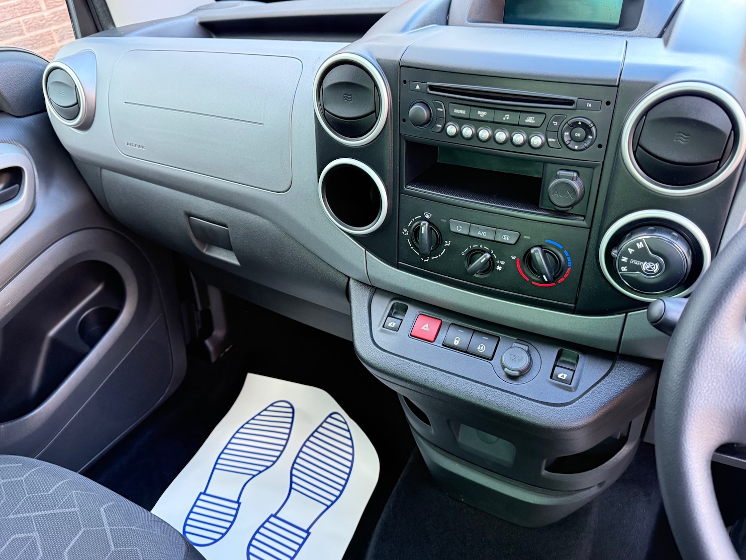 Used Peugeot Partner Tepee 2017 for sale - 76366659: Photo 22