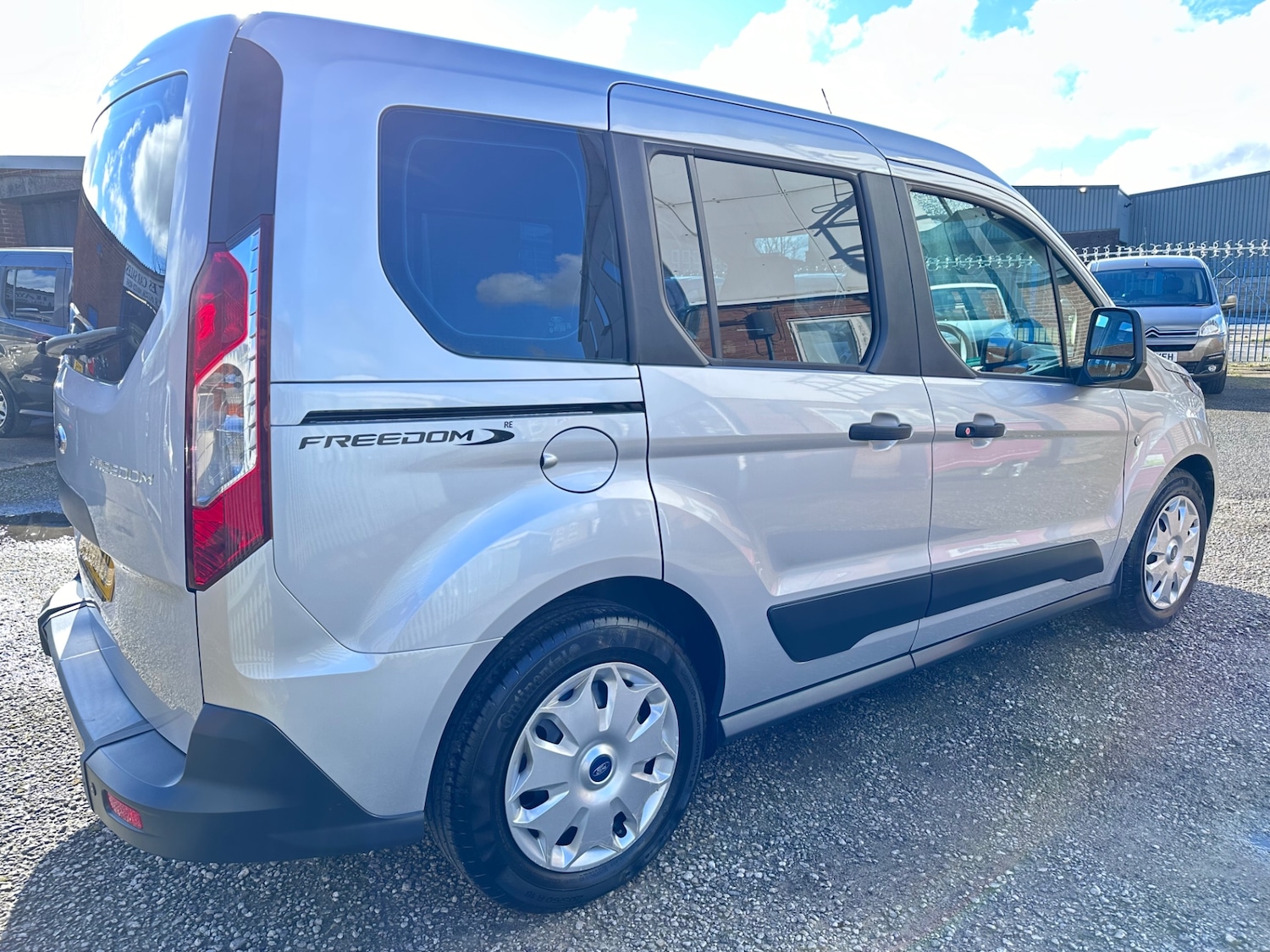 Used Ford Tourneo Connect 2017 for sale - 77776591: Photo 8