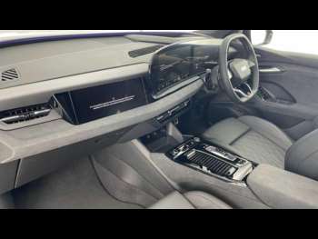 Used Audi Q6 e-tron 2024 for sale - 74774430: Photo