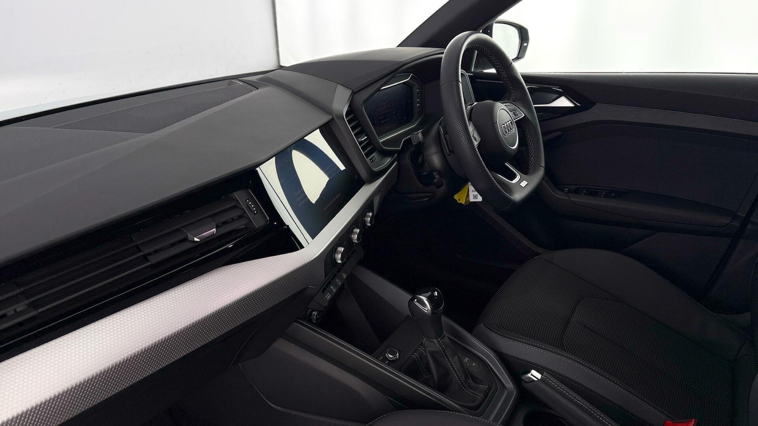 Used Audi A1 2023 for sale - 77504771: Photo 2