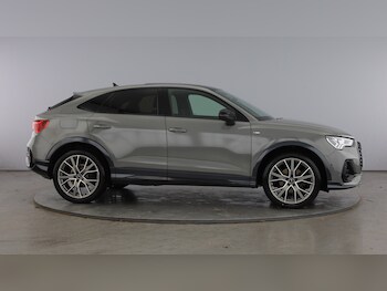 Used Audi Q3 2020 for sale - 77617048: Photo