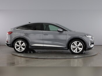 Used Audi Q4 e-tron 2022 for sale - 77504742: Photo