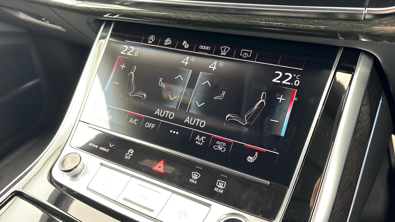 Used Audi Q8 for sale - 77776580: Photo 28