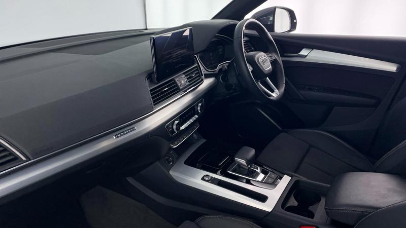 Used Audi Q5 2023 for sale - 76576753: Photo 2