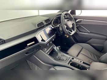 Used Audi Q3 2025 for sale - 75866283: Photo