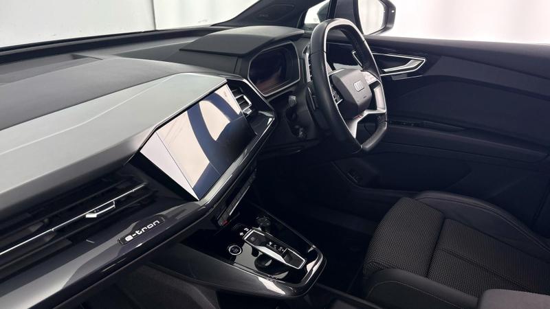 Used Audi Q4 e-tron 2022 for sale - 77006142: Photo 2