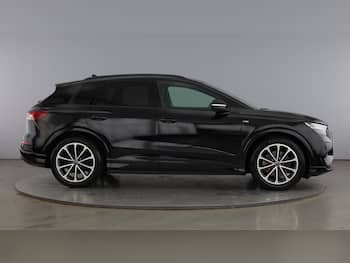 Used Audi Q4 e-tron 2022 for sale - 79656586: Photo