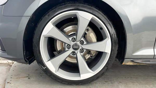 Used Audi A4 2019 for sale - 76265992: Photo 5
