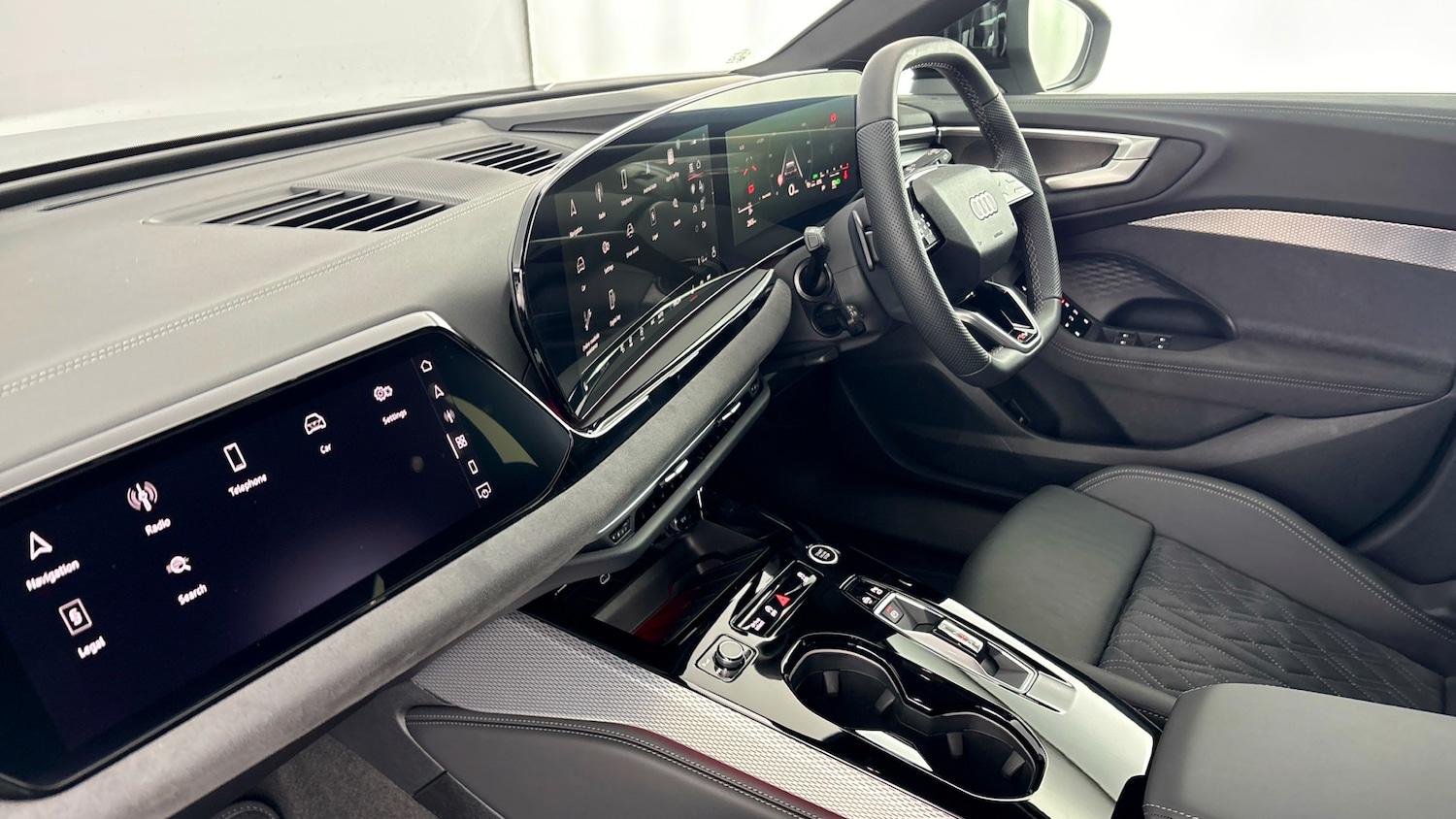 Used Audi A5 2025 for sale - 77504780: Photo 2