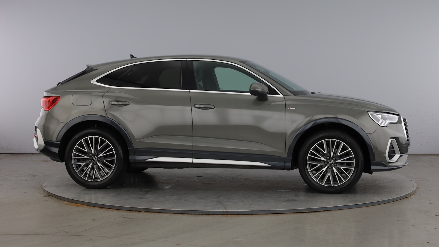 Used Audi Q3 2022 for sale - 78183151: Photo 4