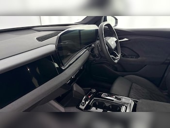 Used Audi Q6 e-tron 2025 for sale - 77059276: Photo