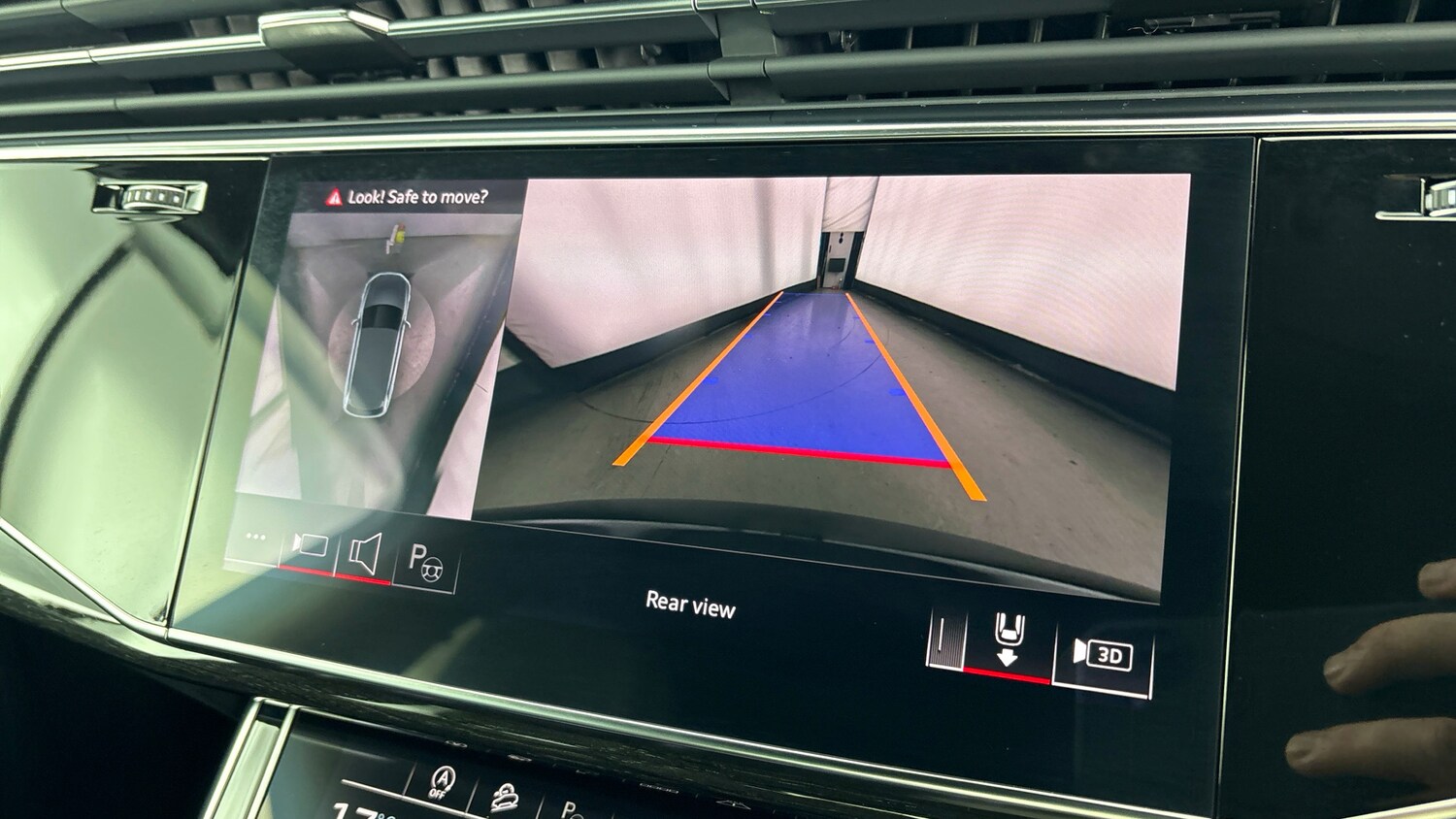 Used Audi Q7 2025 for sale - 77603176: Photo 28