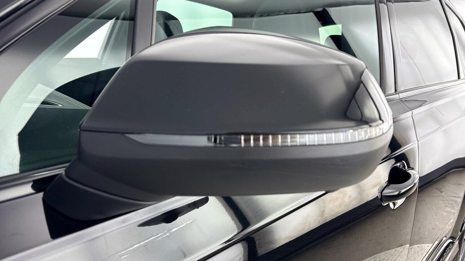 Used Audi Q7 2025 for sale - 77603176: Photo 40