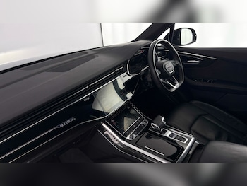Used Audi Q7 2022 for sale - 77709138: Photo