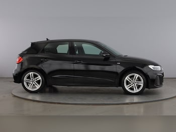 Used Audi A1 2023 for sale - 78667750: Photo