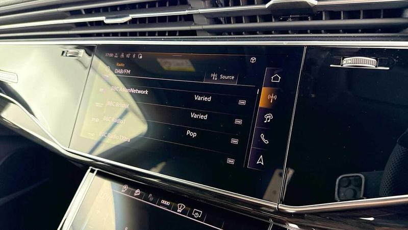 Used Audi Q7 2025 for sale - 76329697: Photo 27