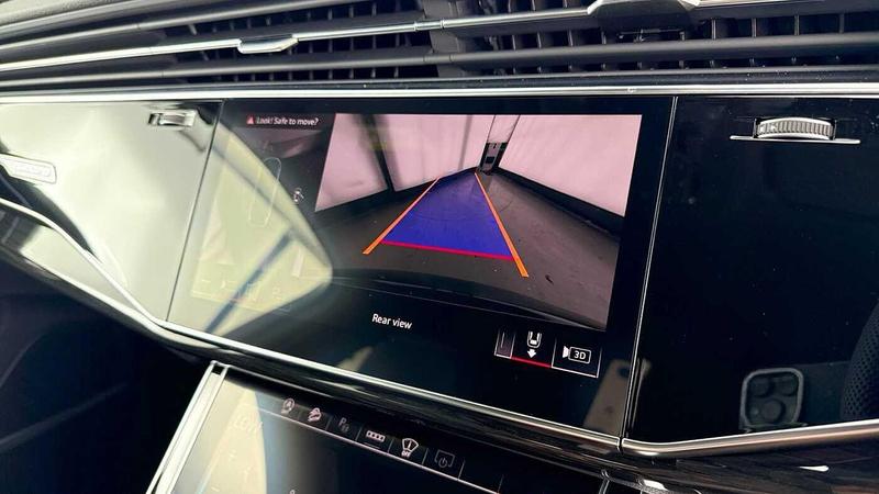 Used Audi Q7 2025 for sale - 76329697: Photo 28