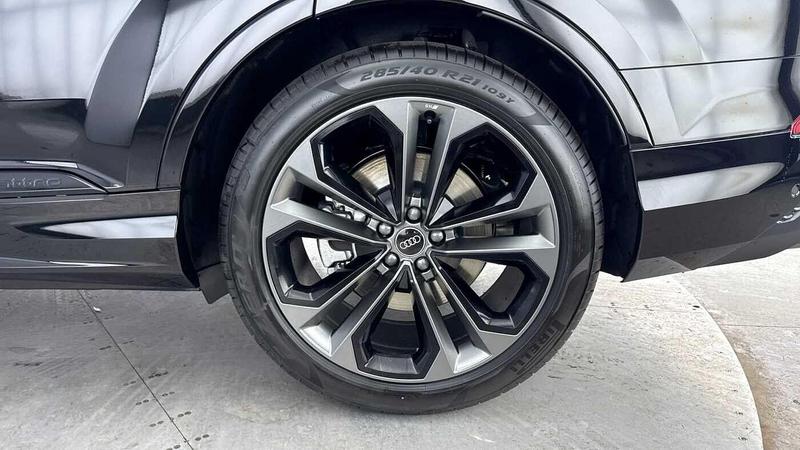 Used Audi Q7 2025 for sale - 76329697: Photo 38