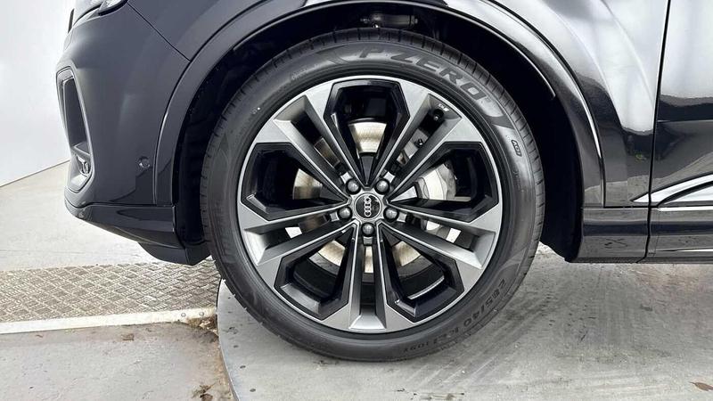 Used Audi Q7 2025 for sale - 76329697: Photo 41