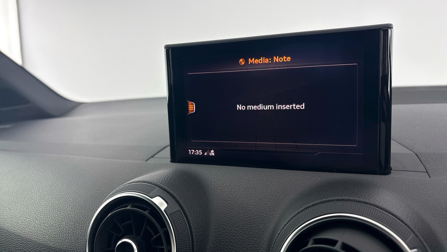 Used Audi Q2 2017 for sale - 77676476: Photo 17