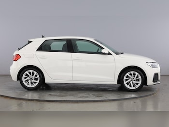 Used Audi A1 2022 for sale - 77603131: Photo