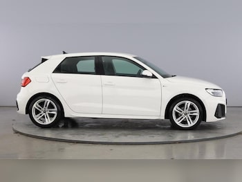Used Audi A1 2023 for sale - 76452822: Photo