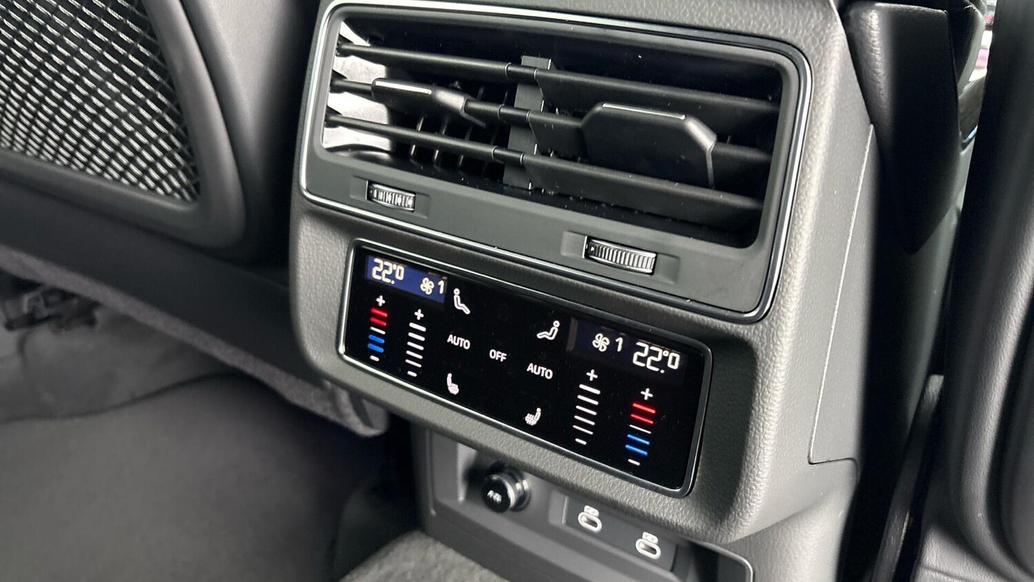 Used Audi Q7 for sale - 77603083: Photo 35