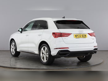 Used Audi Q3 2022 for sale - 77602335: Photo
