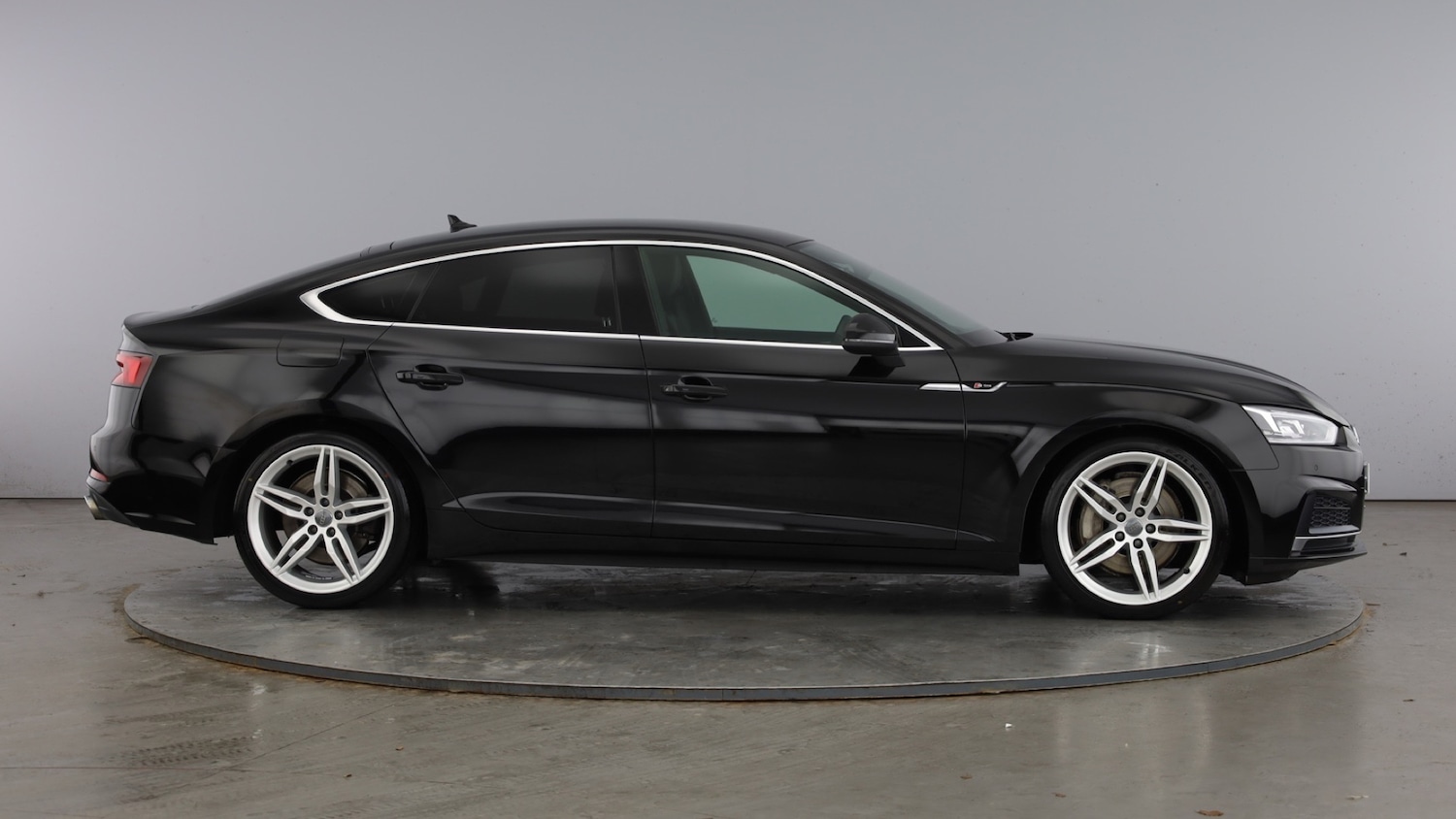 Used Audi A5 2020 for sale - 77602278: Photo 4