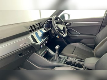 Used Audi Q3 2021 for sale - 76026327: Photo