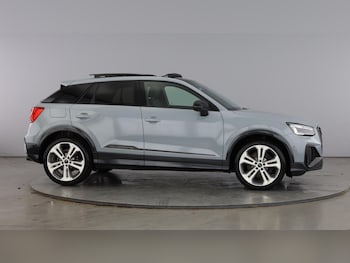 Used Audi SQ2 undefined for sale - 77603080: Photo