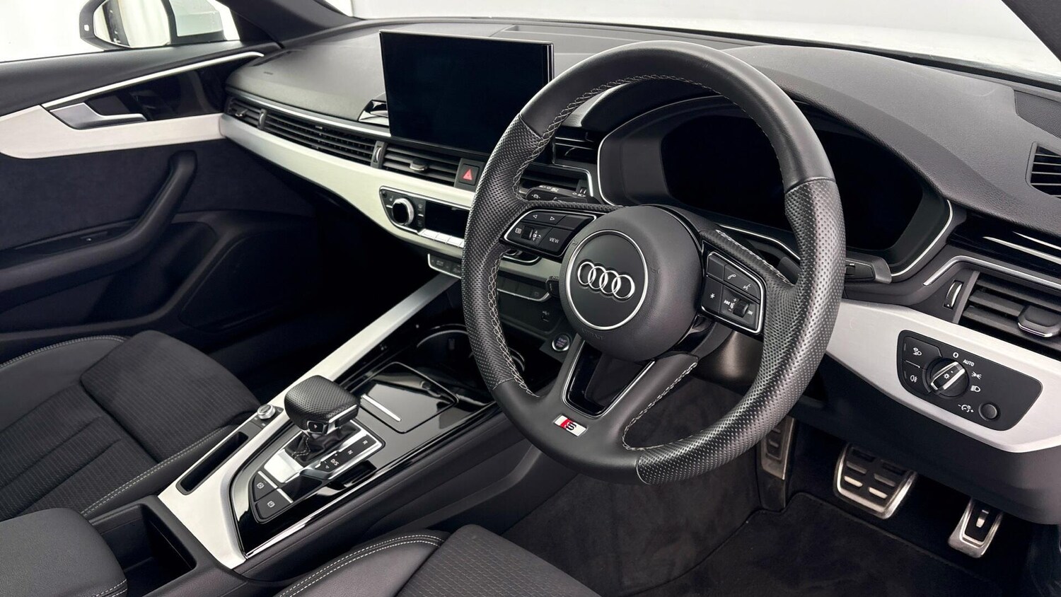 Used Audi A4 2023 for sale - 77504796: Photo 6