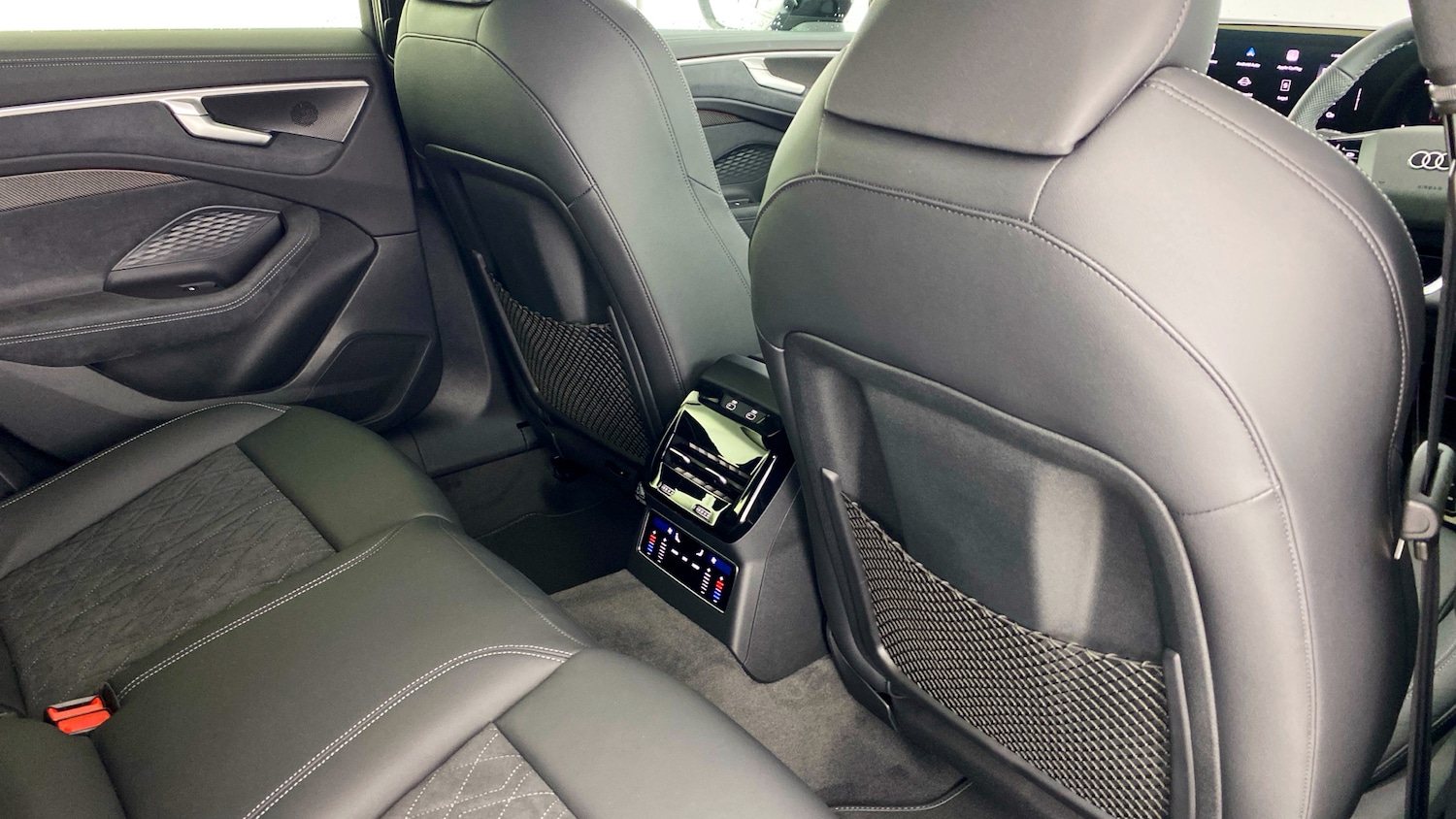 Used Audi A6 Avant 2025 for sale - 78202242: Photo 32