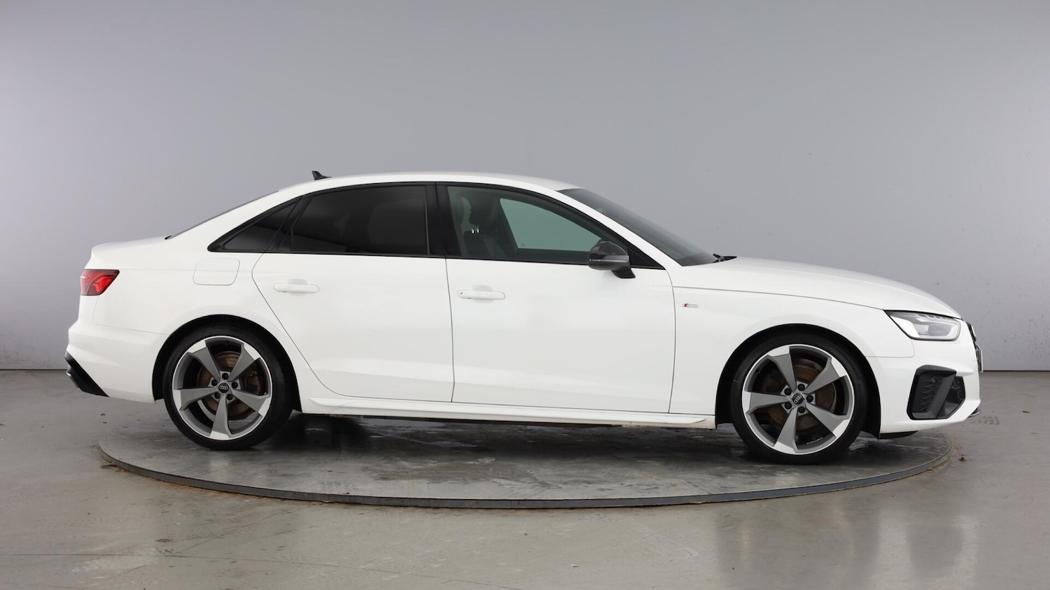 Used Audi A4 2021 for sale - 77504829: Photo 4