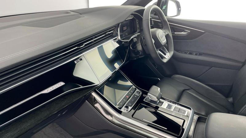 Used Audi Q7 2025 for sale - 76329691: Photo 2