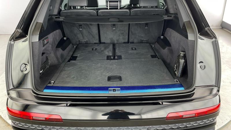 Used Audi Q7 2025 for sale - 76329691: Photo 36