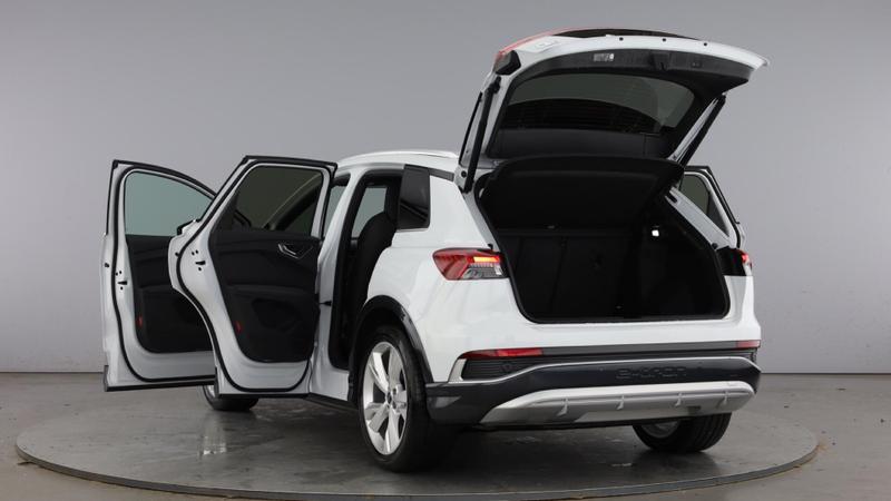 Used Audi Q4 e-tron 2025 for sale - 76847443: Photo 11