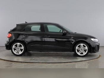 Used Audi A1 2022 for sale - 76026337: Photo