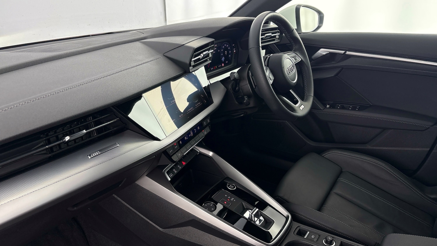 Used Audi A3 2024 for sale - 77946296: Photo 2