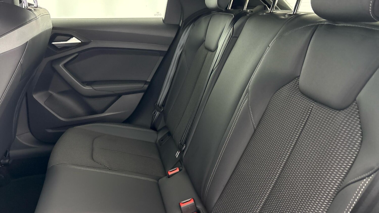 Used Audi A1 for sale - 77845525: Photo 32