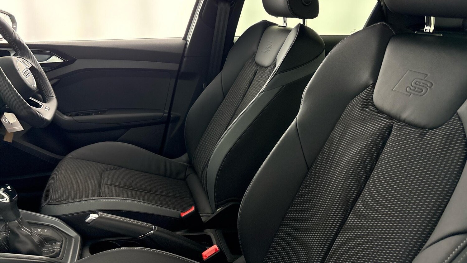 Used Audi A1 for sale - 77845525: Photo 33