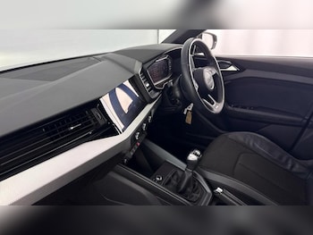 Used Audi A1 2023 for sale - 77262001: Photo