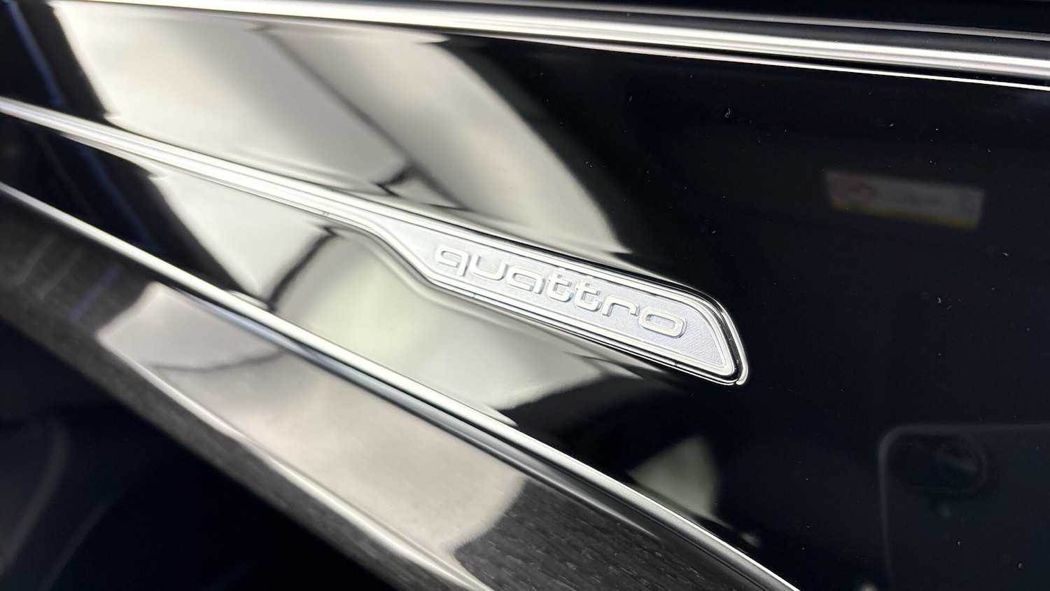 Used Audi Q8 for sale - 77803492: Photo 33