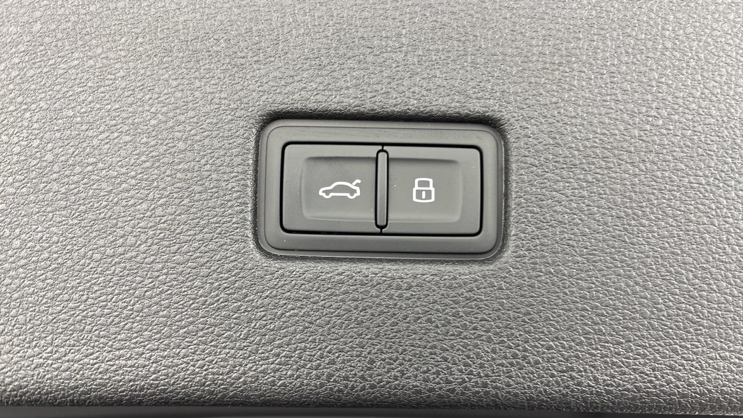 Used Audi Q8 for sale - 77803492: Photo 41